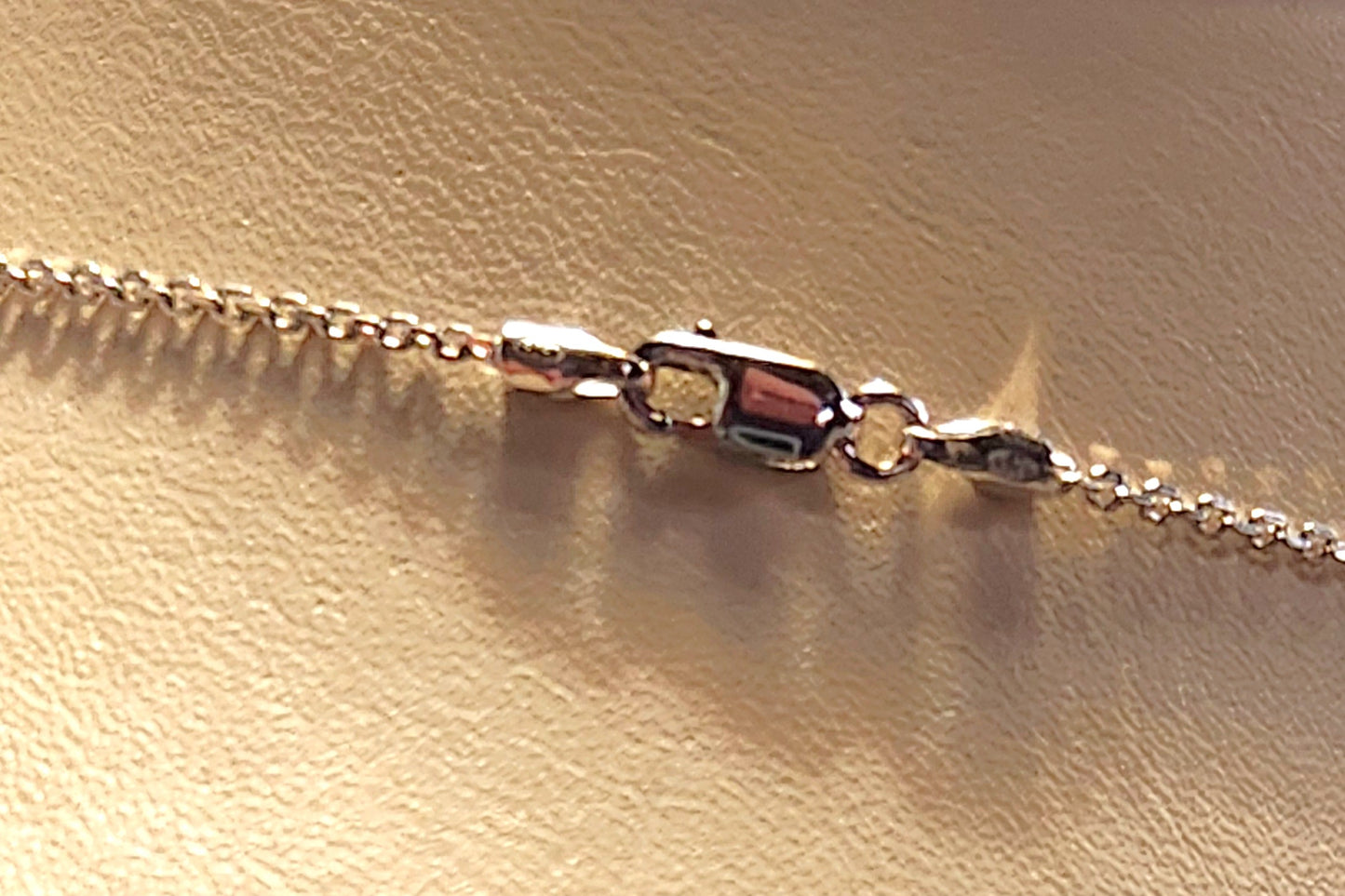 11.68ct Fancy cabochon Holley blue agate with 1.02ct Oregon sunstone necklace.